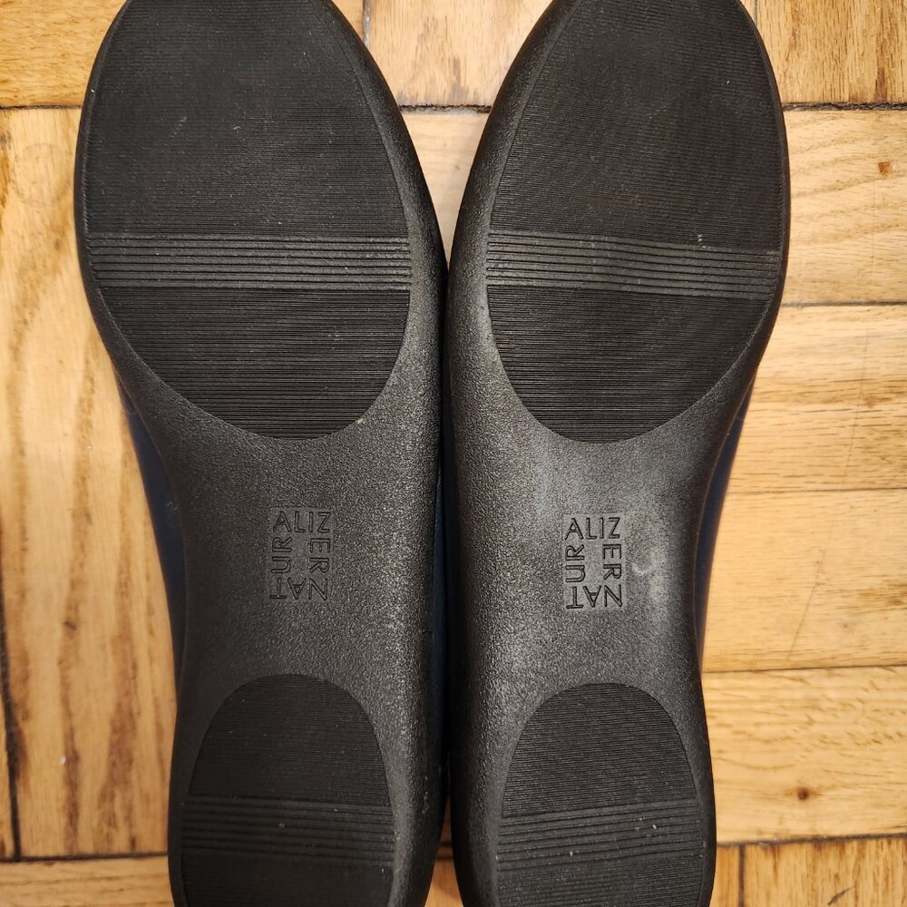 Naturalizer Flexy Ballet Flat in Navy Leather - Picture 3 of 6